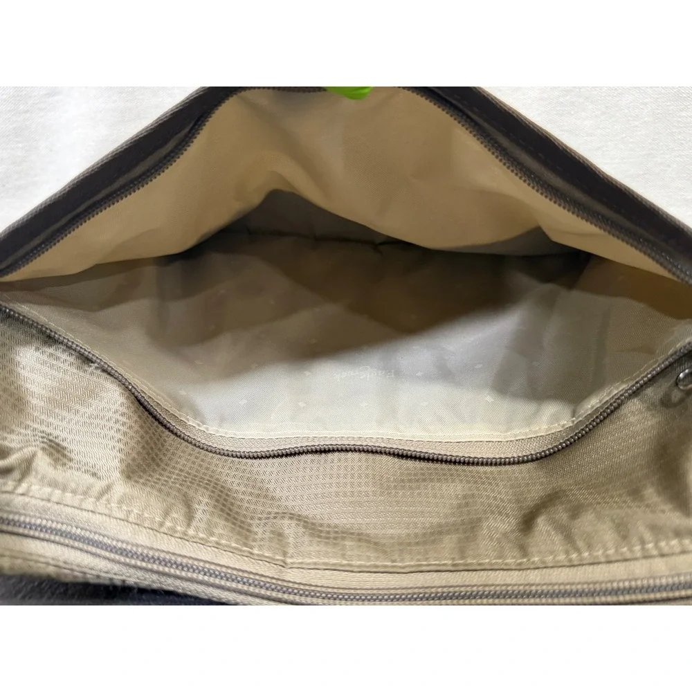Eagle Creek Messenger Bag Unisex Medium Khaki Brown EC-40484 Travel Ripstop